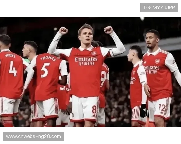 高位逼抢的得与失：解析拜仁欧冠负于阿森纳的防守漏洞