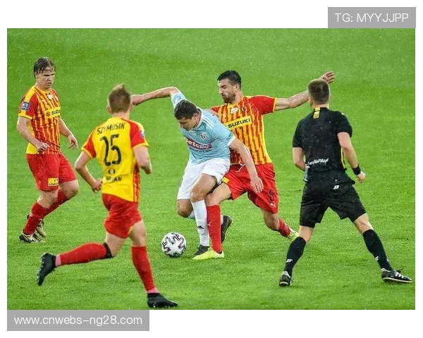 霍芬海姆保级概率高,阵容深度不足成隐患 霍芬海姆保级概率高,阵容深度不足成隐患